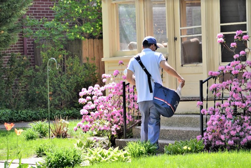 PACKAGE THEFT AT YOUR FRONT DOOR
