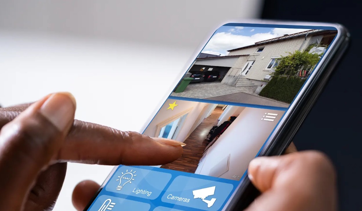 When Do Burglars Break In