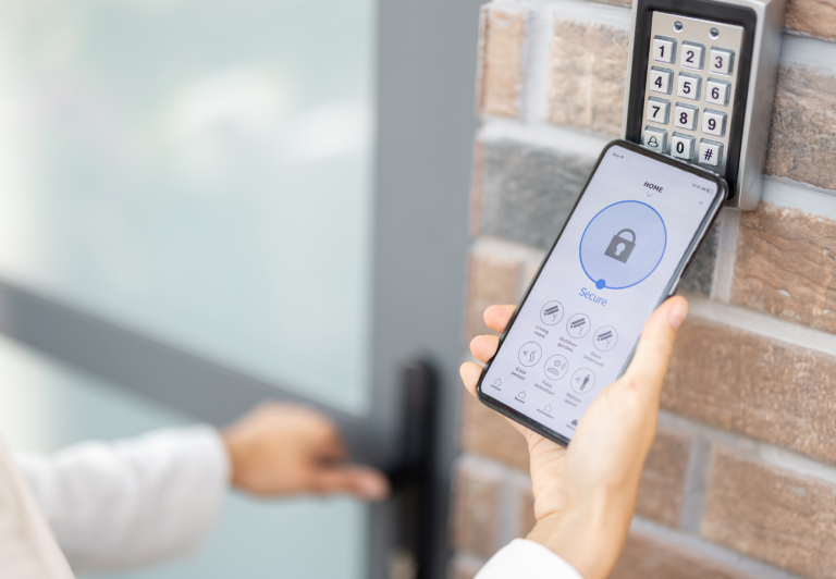 Holiday Home Security Tips for Canadian Home Owners